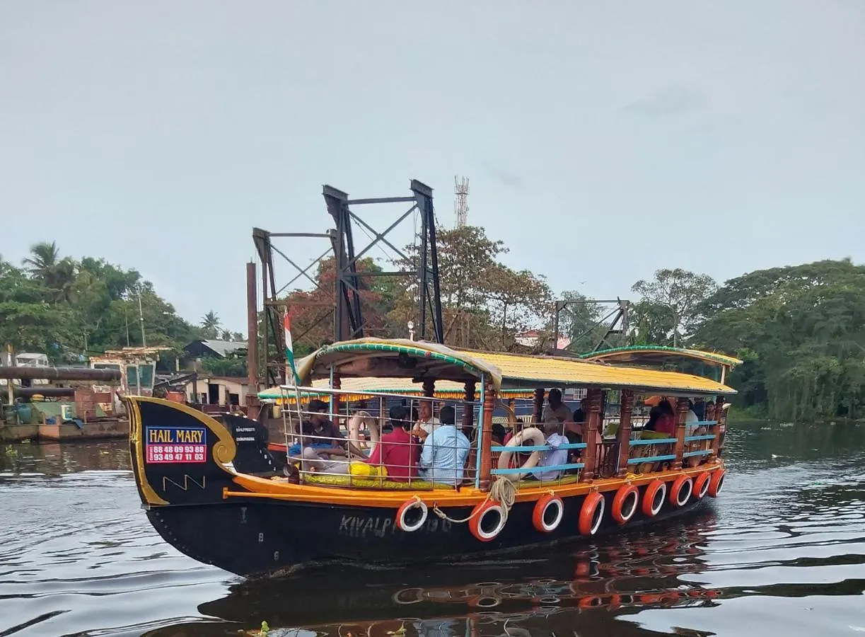 ***** Pensión Johnson'S Homestay - Ecohouseboat Alappuzha India